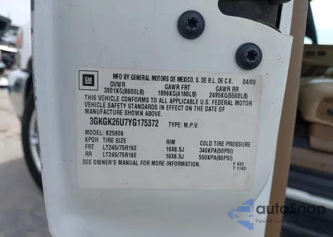 2000 GMC Yukon Xl 2500 Slt z USA, uszkodzony, nr VIN 3GKGK26U7YG175372